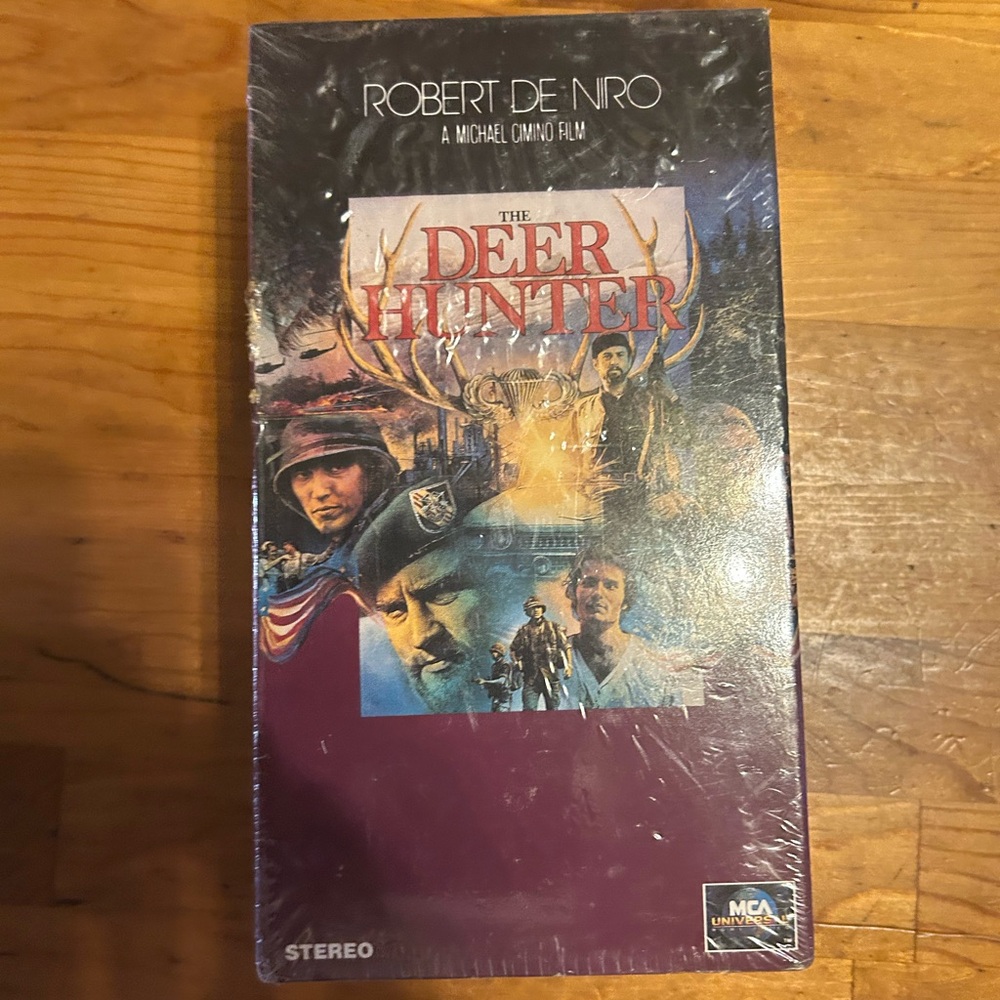 Universal The Deer Hunter‎ VHS - Multicolor Design